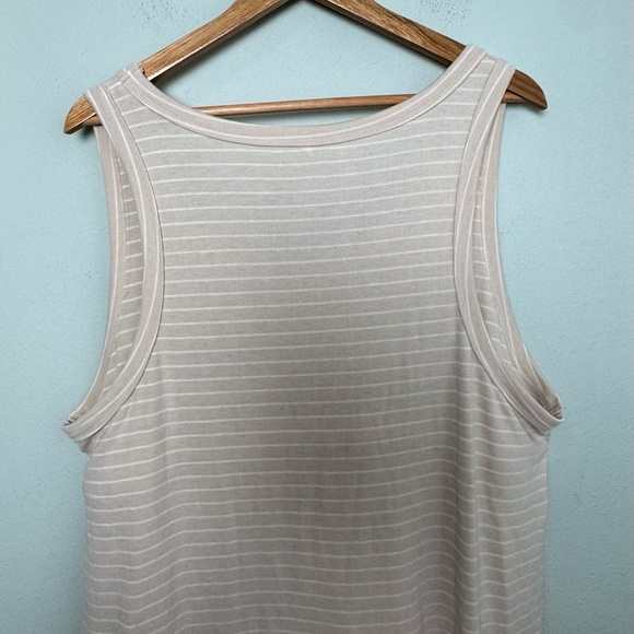 NWT Movemama Maternity Nursing Stripe Invisible Zip Breastfeeding Tank Top XL‎ - Picture 9 of 12